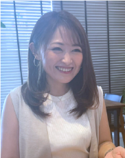 新木本　綾子